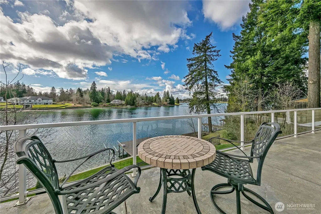 21256 39th Street Ct E Lake Tapps WA 98391