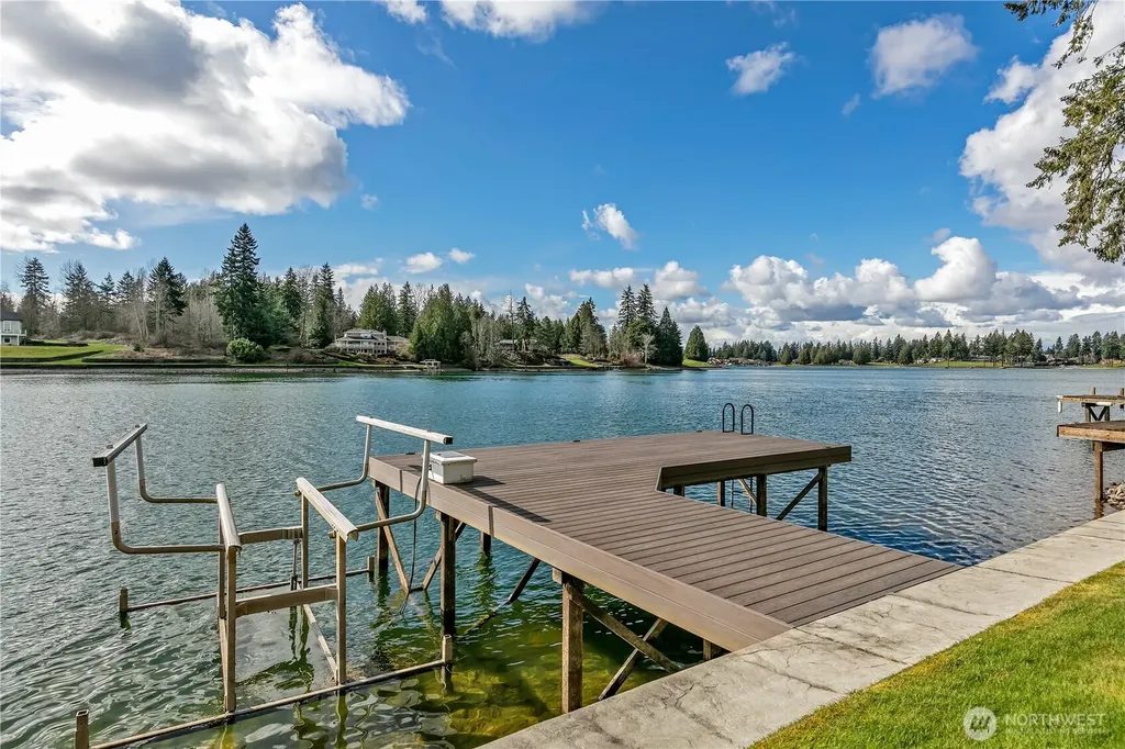 21256 39th Street Ct E Lake Tapps WA 98391