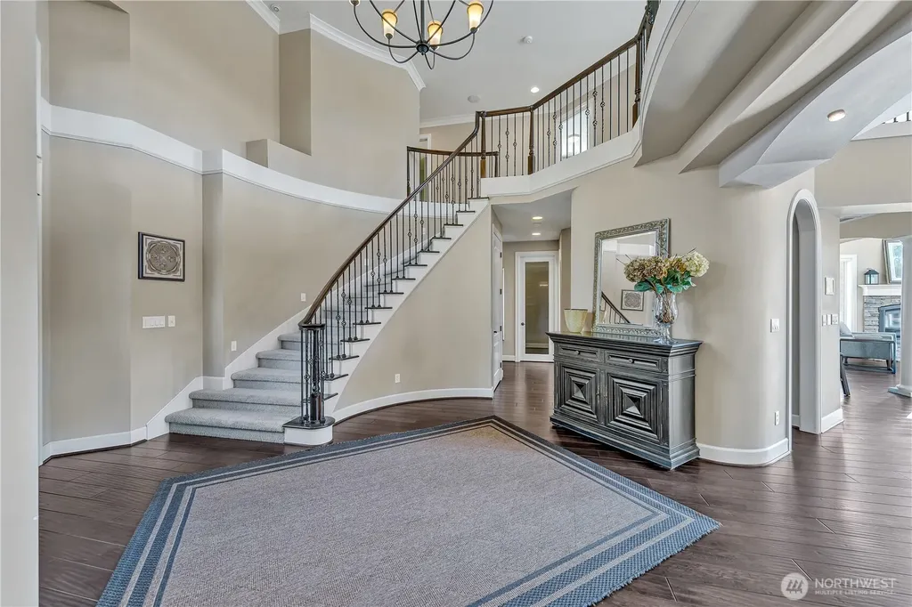 21256 39th Street Ct E Lake Tapps WA 98391