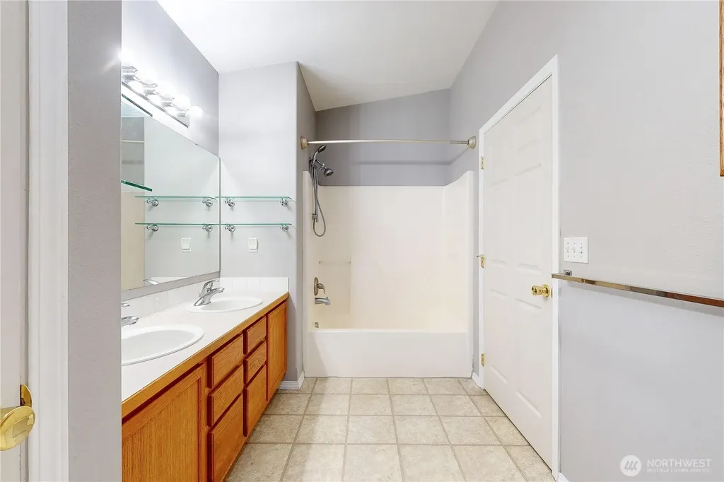 1152 SE Falbo Drive College Place WA 99324