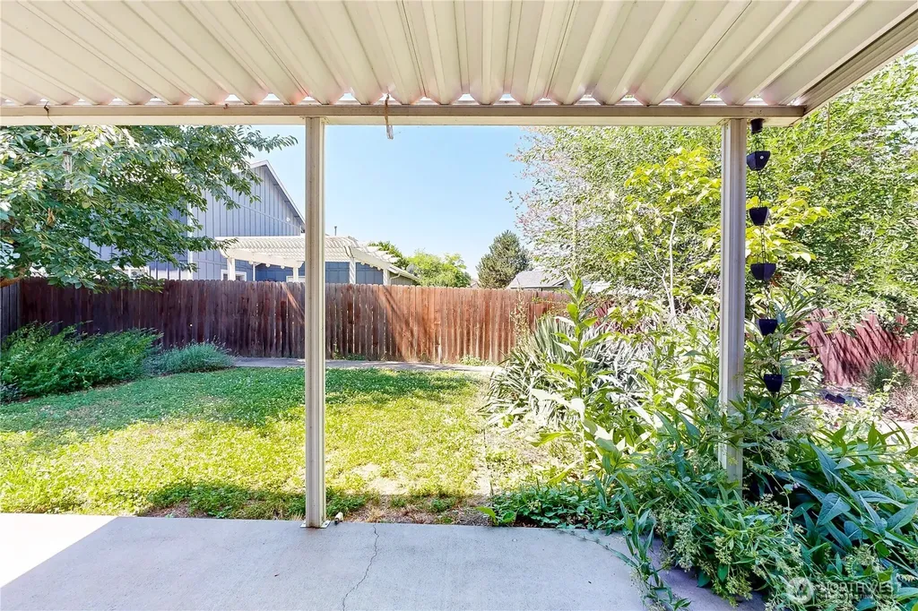 1152 SE Falbo Drive College Place WA 99324