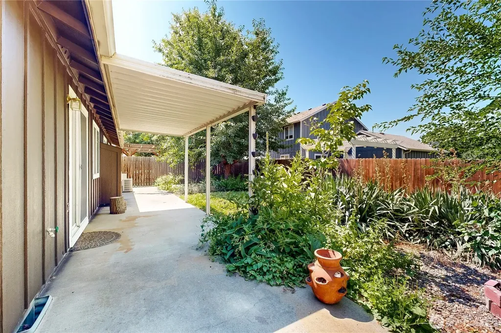 1152 SE Falbo Drive College Place WA 99324