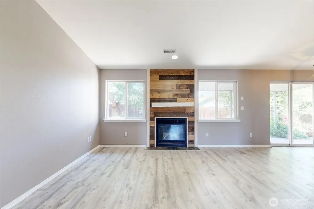 1152 SE Falbo Drive College Place WA 99324