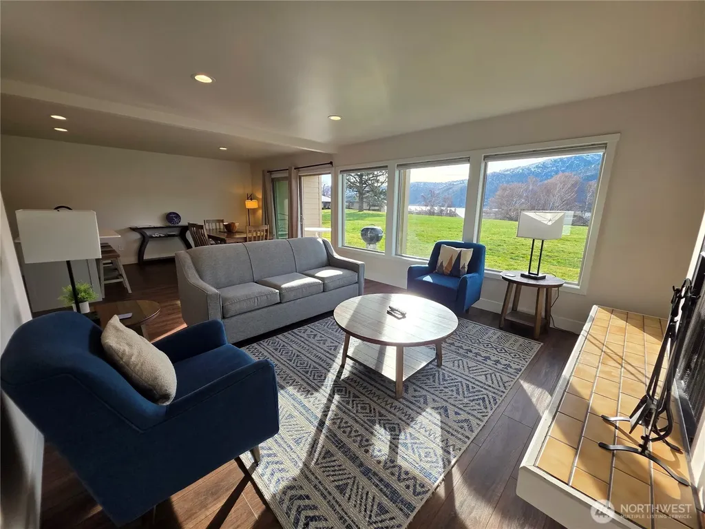 1 Lodge 620-o Manson WA 98831