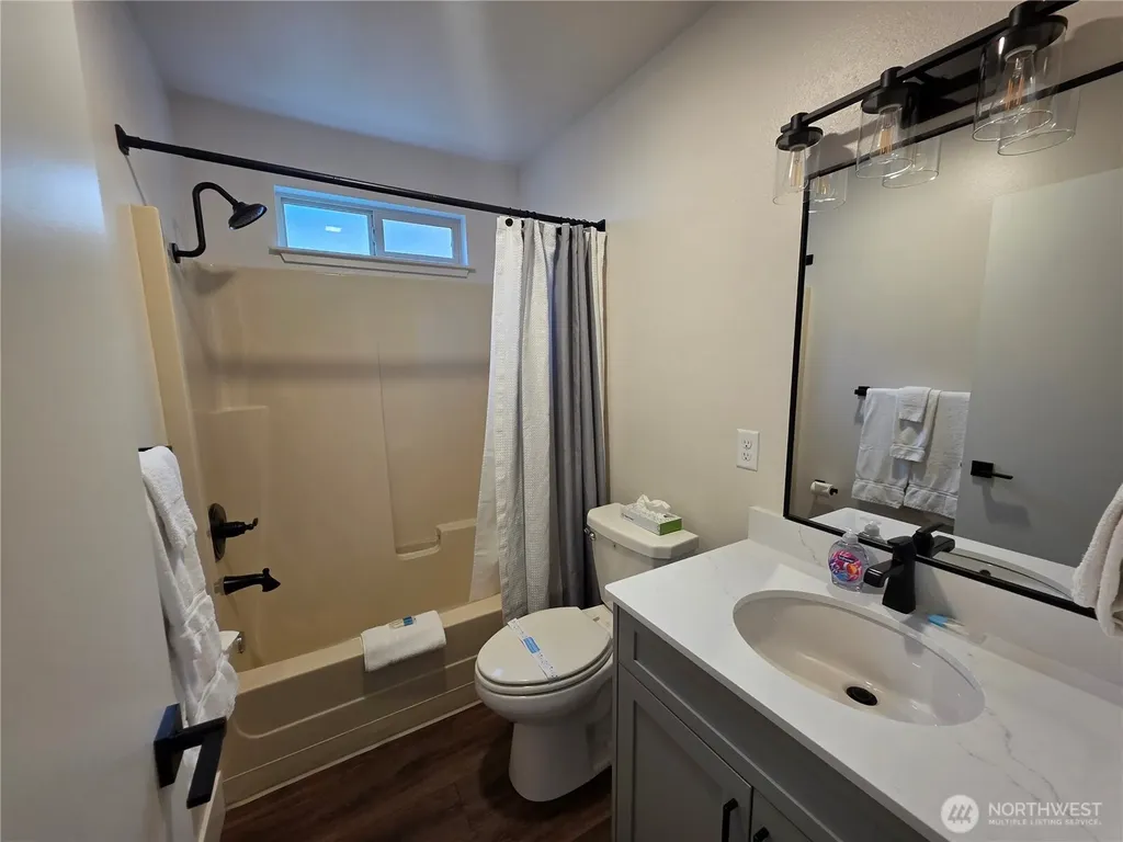 1 Lodge 620-o Manson WA 98831