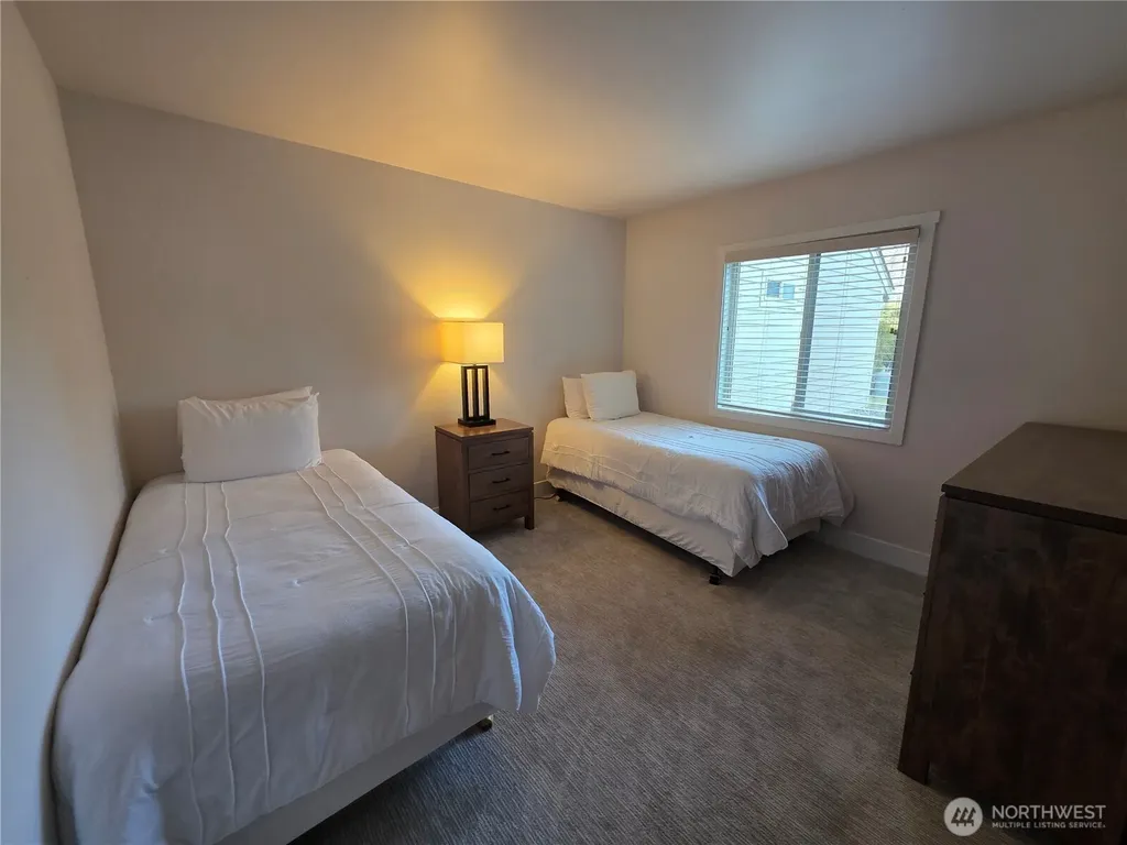 1 Lodge 620-o Manson WA 98831