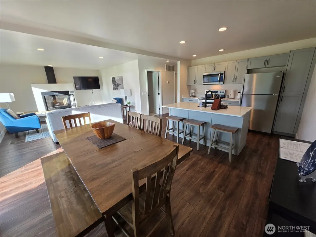 1 Lodge 620-o Manson WA 98831