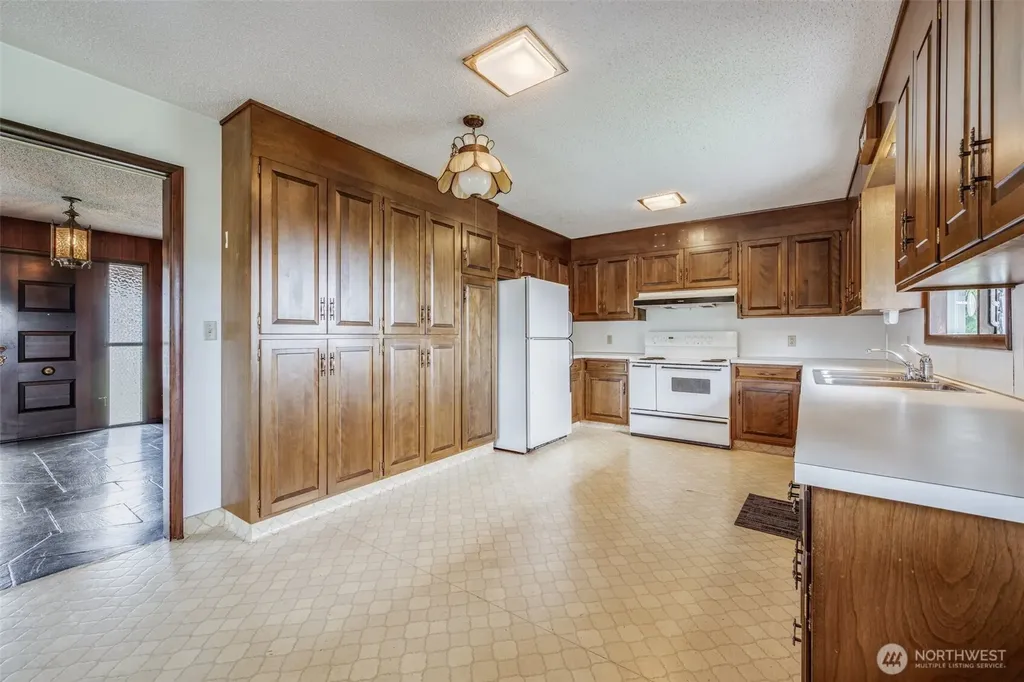 928 Shamrock Drive Aberdeen WA 98520