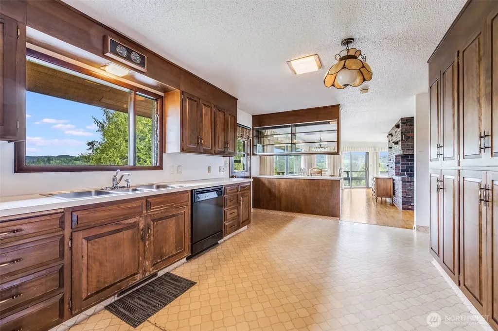 928 Shamrock Drive Aberdeen WA 98520