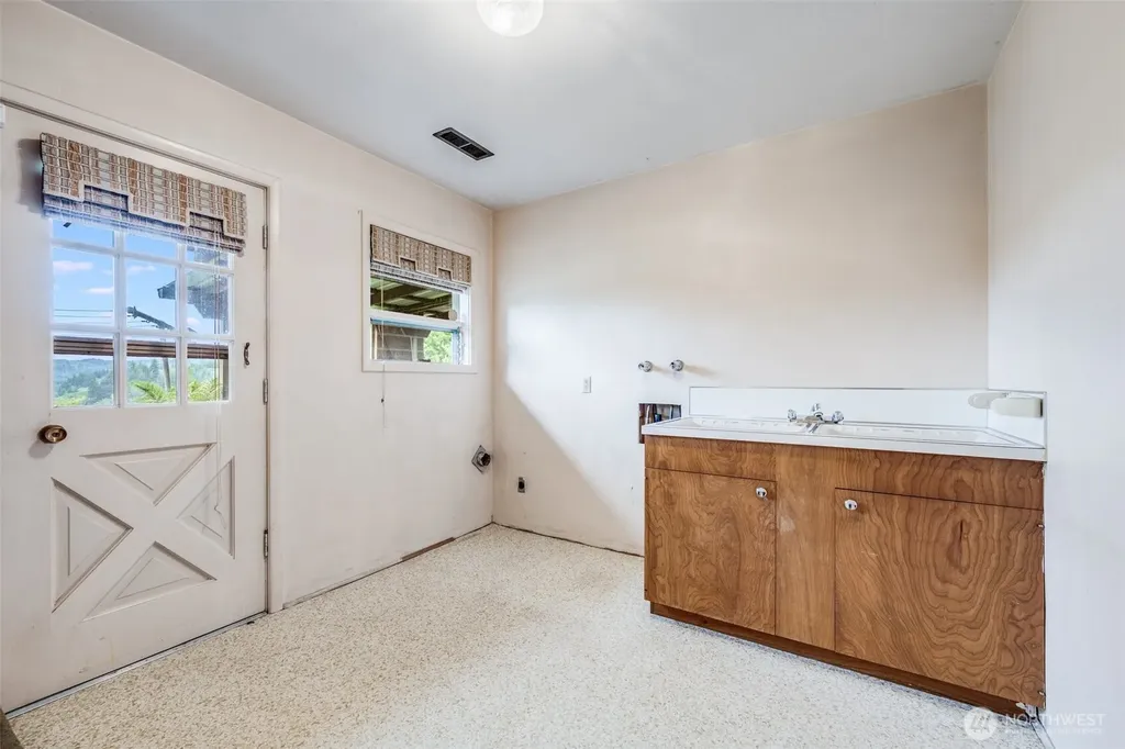 928 Shamrock Drive Aberdeen WA 98520