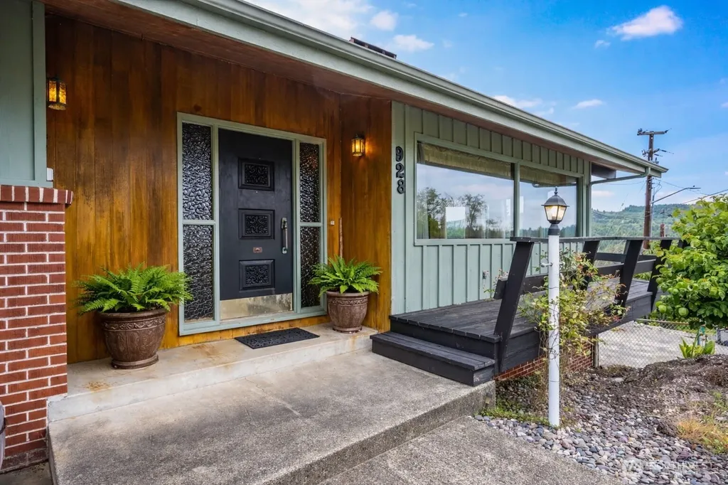 928 Shamrock Drive Aberdeen WA 98520
