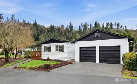 8512 144th Ave E Puyallup WA 98372