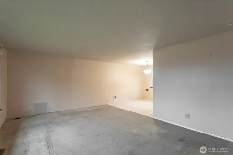 1620 E Columbia Avenue Tacoma WA 98404