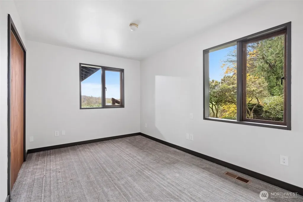 18928 Bow Hill Road Burlington WA 98233