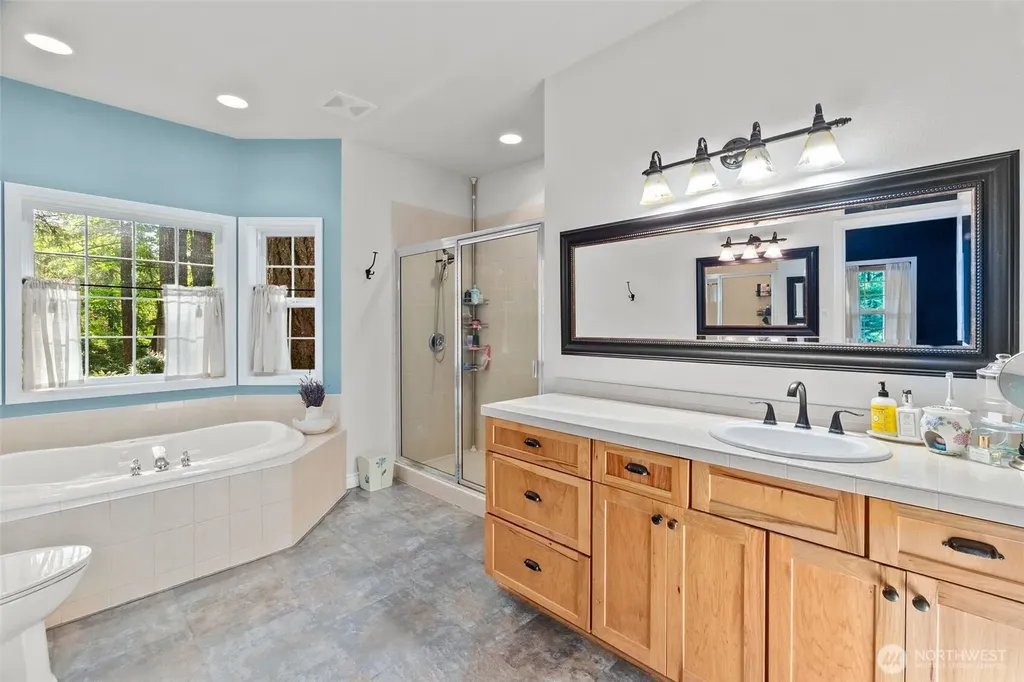 1130 E Sunset Hill Road Shelton WA 98584