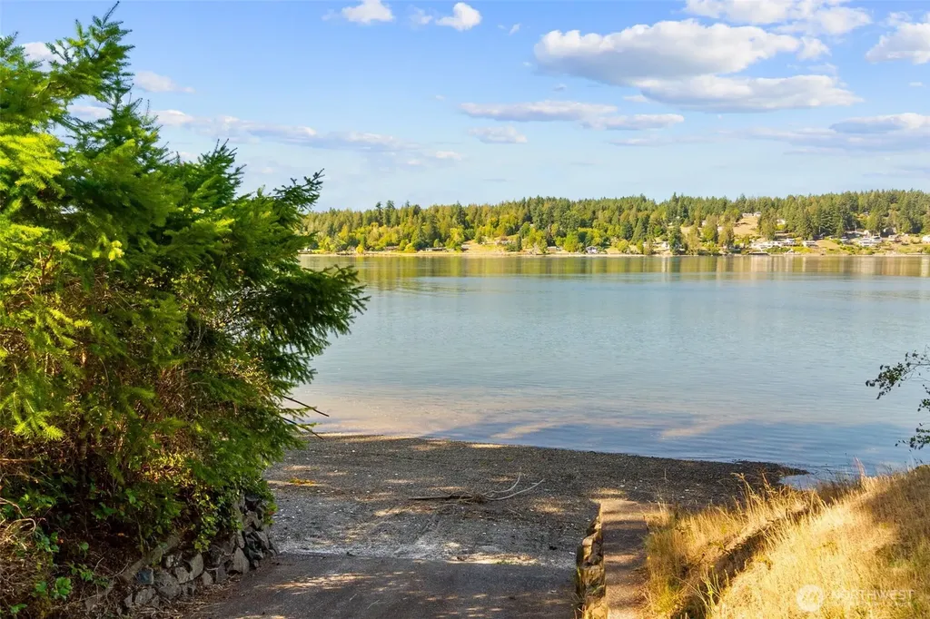 1130 E Sunset Hill Road Shelton WA 98584