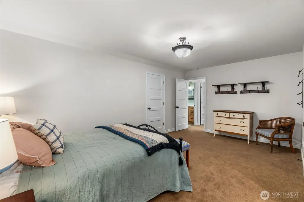 1130 E Sunset Hill Road Shelton WA 98584