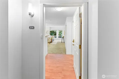 300 High School Road NE Bainbridge Island WA 98110