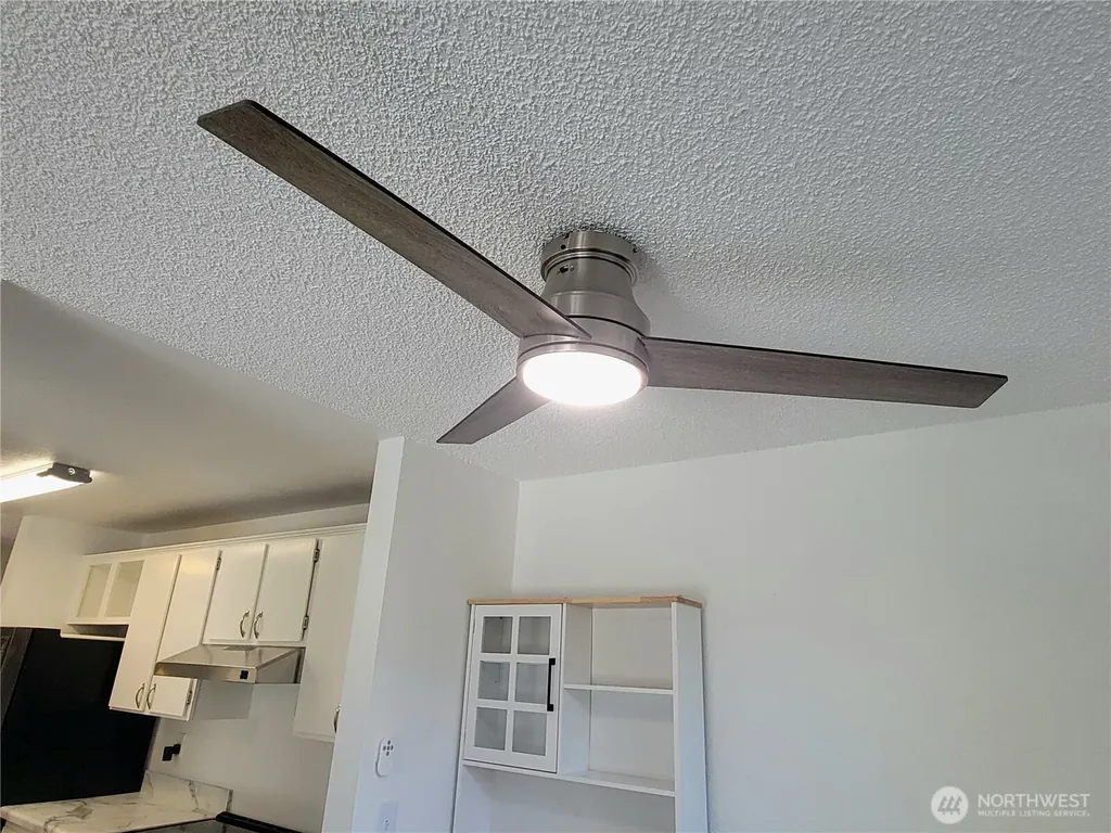 18100 15th Avenue NE Shoreline WA 98155