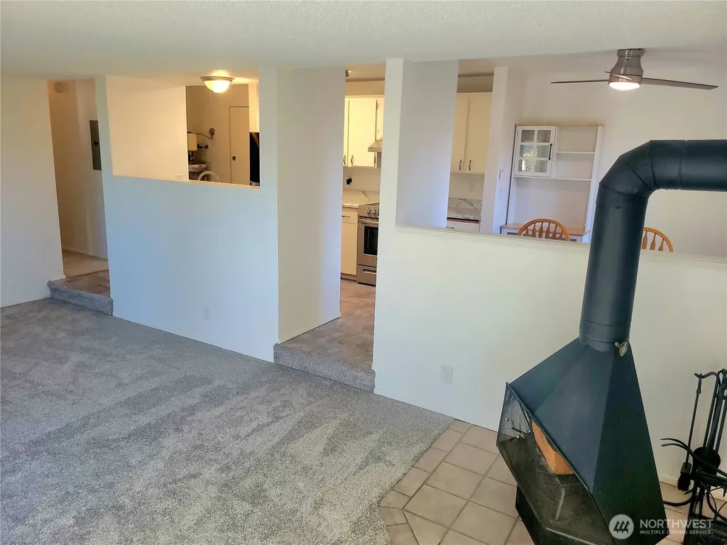 18100 15th Avenue NE Shoreline WA 98155