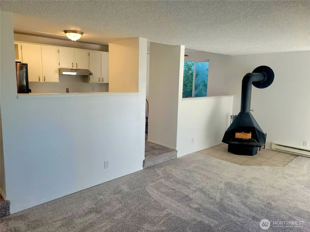 18100 15th Avenue NE Shoreline WA 98155