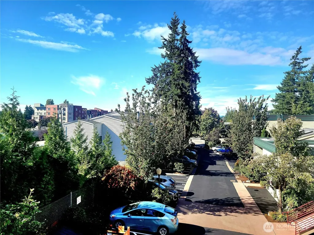 18100 15th Avenue NE Shoreline WA 98155