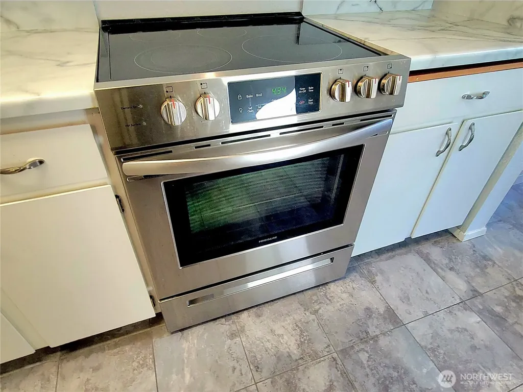 18100 15th Avenue NE Shoreline WA 98155