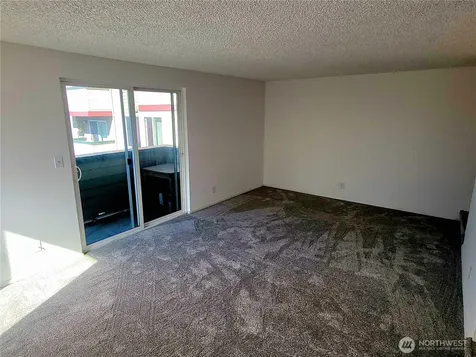 18100 15th Avenue NE Shoreline WA 98155