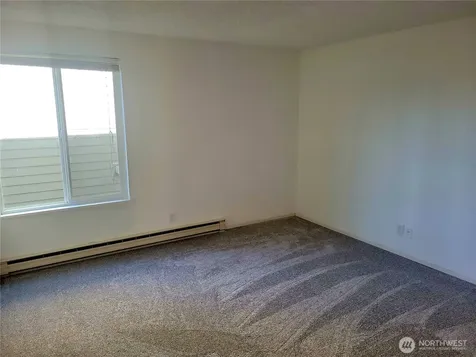 18100 15th Avenue NE Shoreline WA 98155