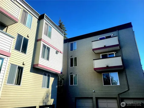 18100 15th Avenue NE Shoreline WA 98155
