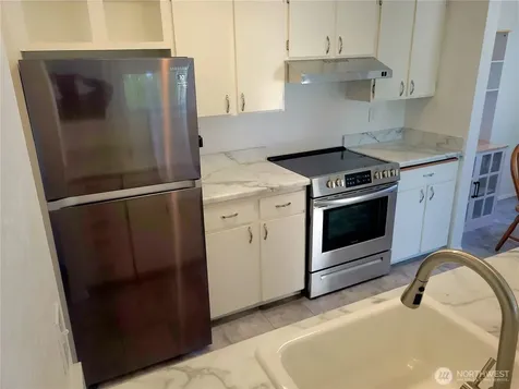 18100 15th Avenue NE Shoreline WA 98155