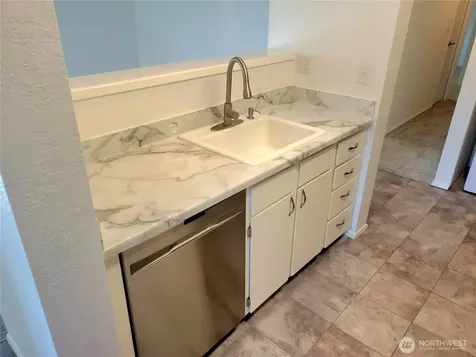 18100 15th Avenue NE Shoreline WA 98155