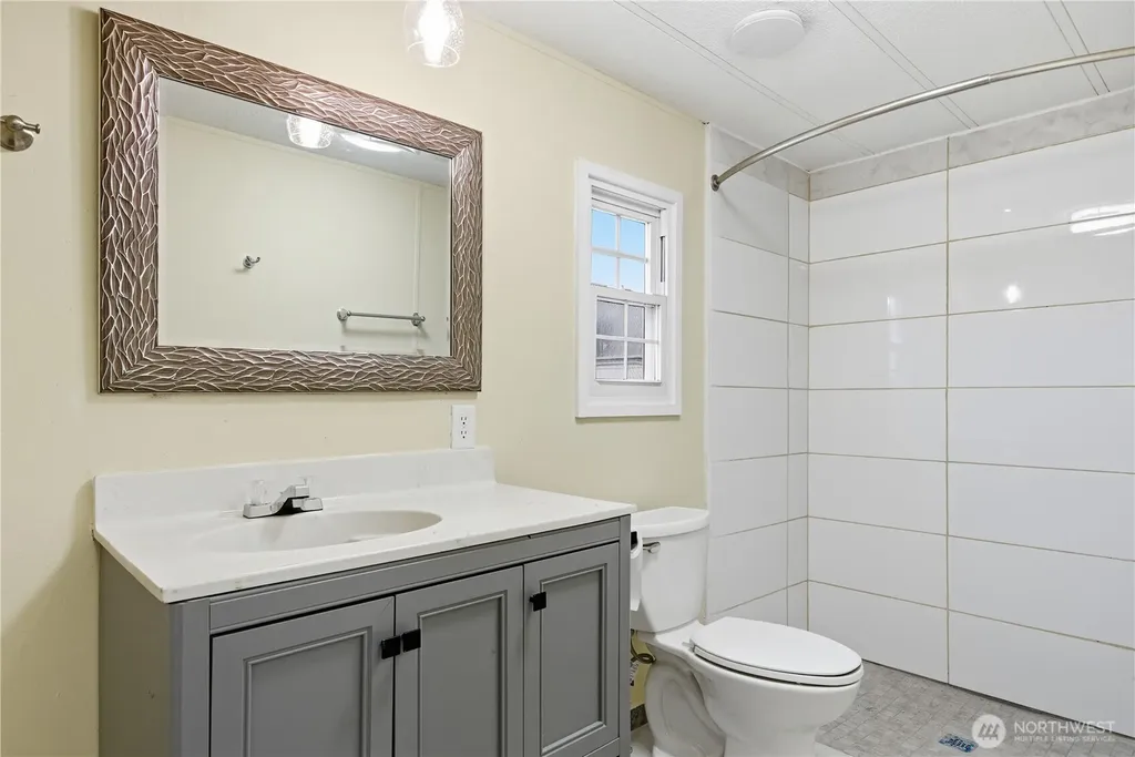 1170 Cedar Drive Enumclaw WA 98022
