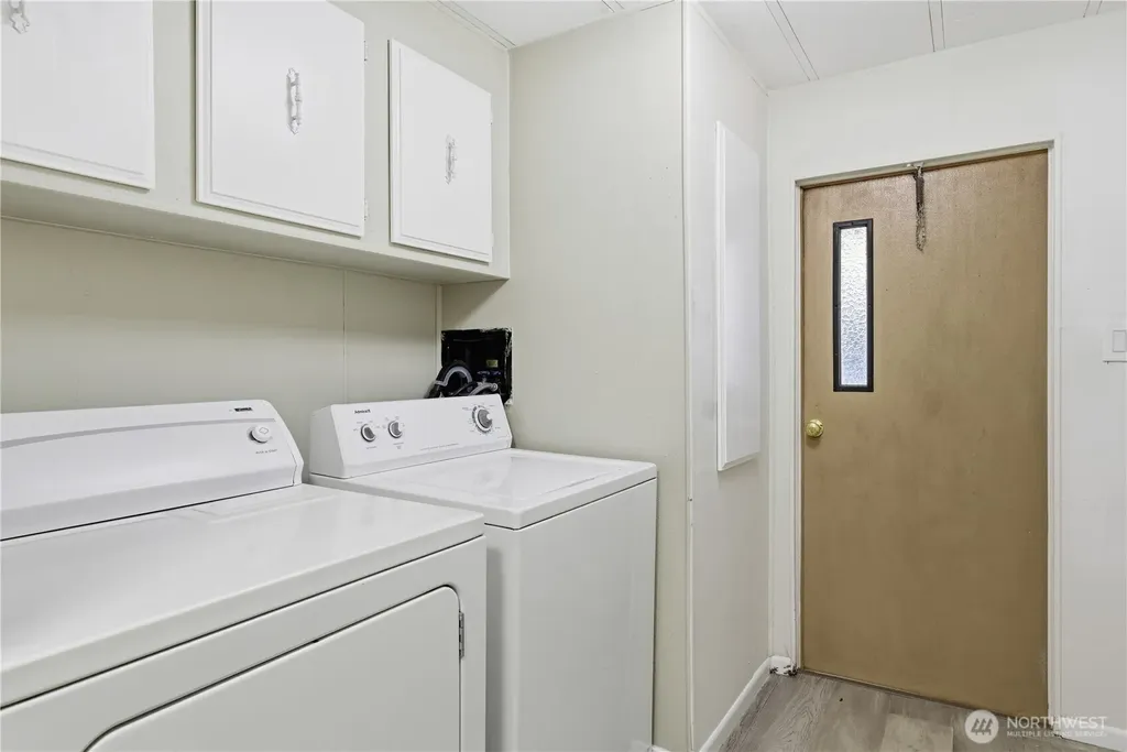 1170 Cedar Drive Enumclaw WA 98022