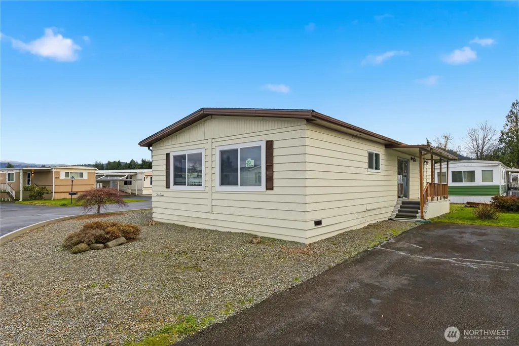 1170 Cedar Drive Enumclaw WA 98022
