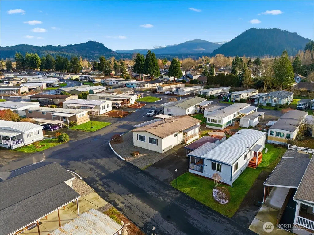 1170 Cedar Drive Enumclaw WA 98022
