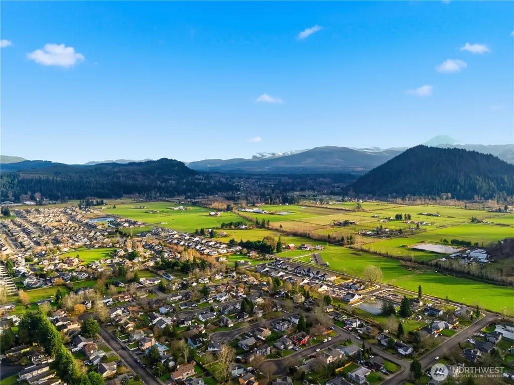 1170 Cedar Drive Enumclaw WA 98022