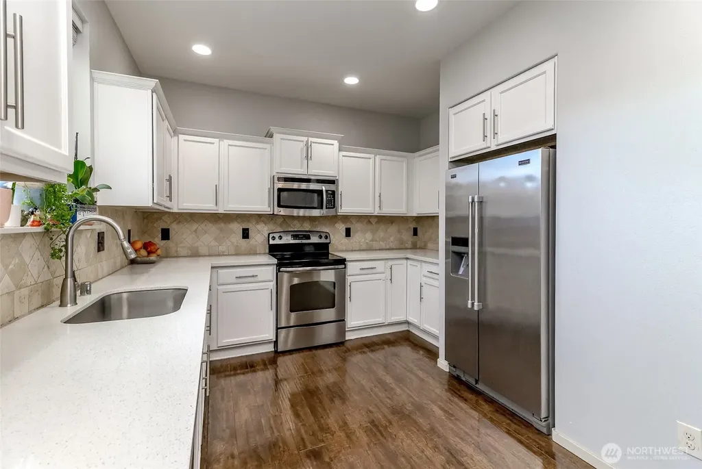20102 40th Avenue E Spanaway WA 98387