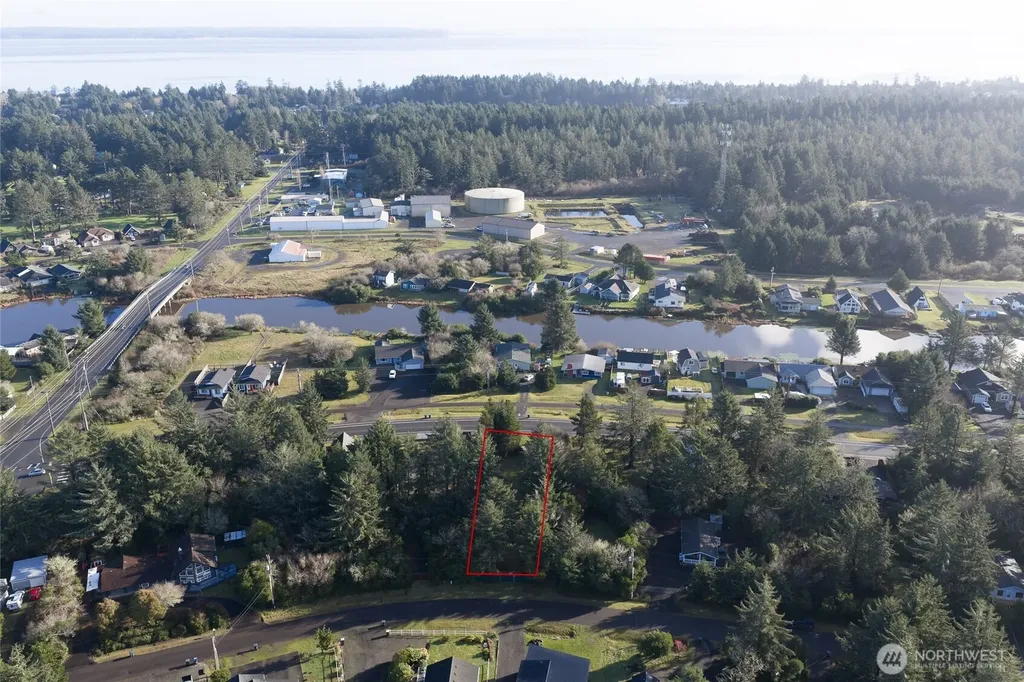 126 S Narwhal Loop SW Ocean Shores WA 98569
