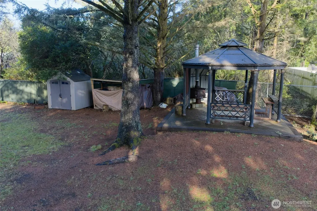 126 S Narwhal Loop SW Ocean Shores WA 98569