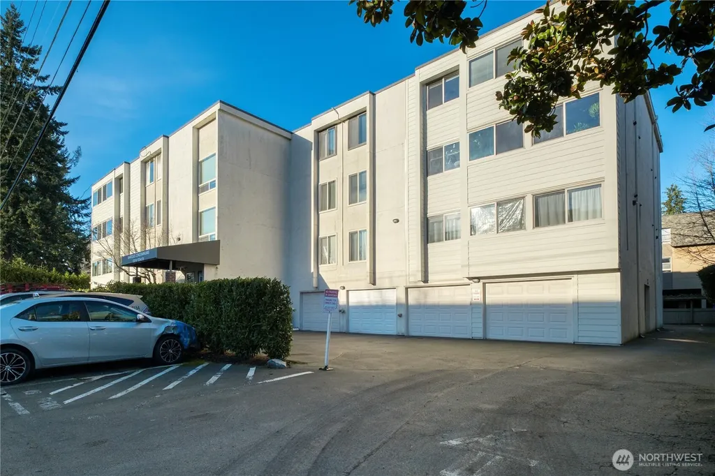 132 N 132nd Street Seattle WA 98133