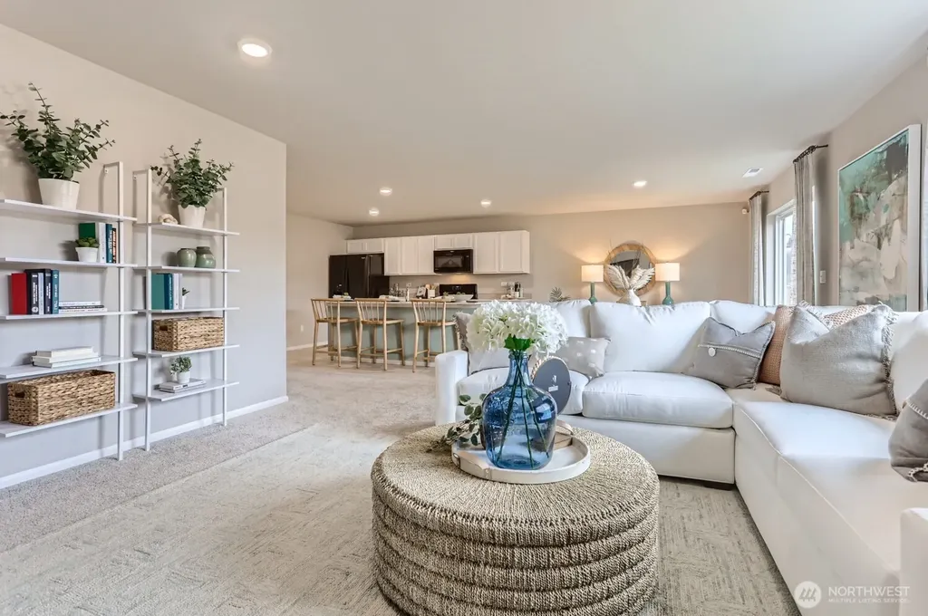 9822 Ferns Loop SE Yelm WA 98597