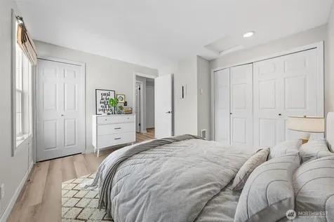 12025 SE 60th Street Bellevue WA 98006