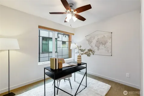 4272 SW Bradford Street Seattle WA 98116