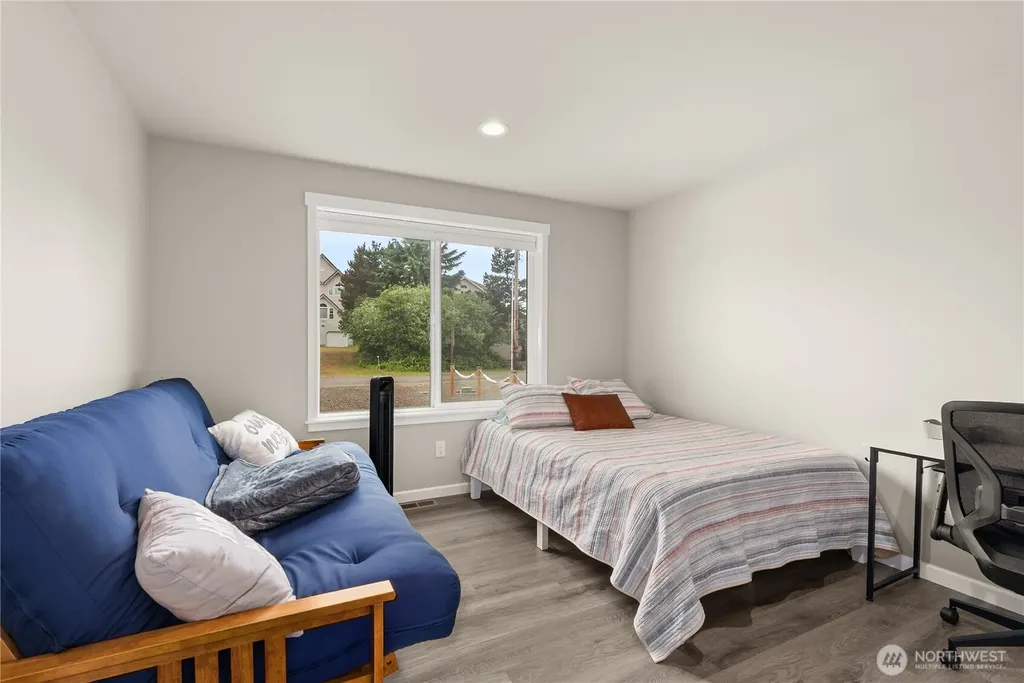 354 Sand Dune Avenue NW Ocean Shores WA 98569