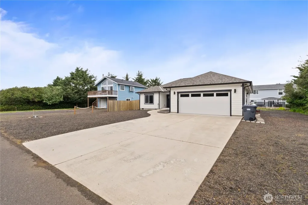 354 Sand Dune Avenue NW Ocean Shores WA 98569