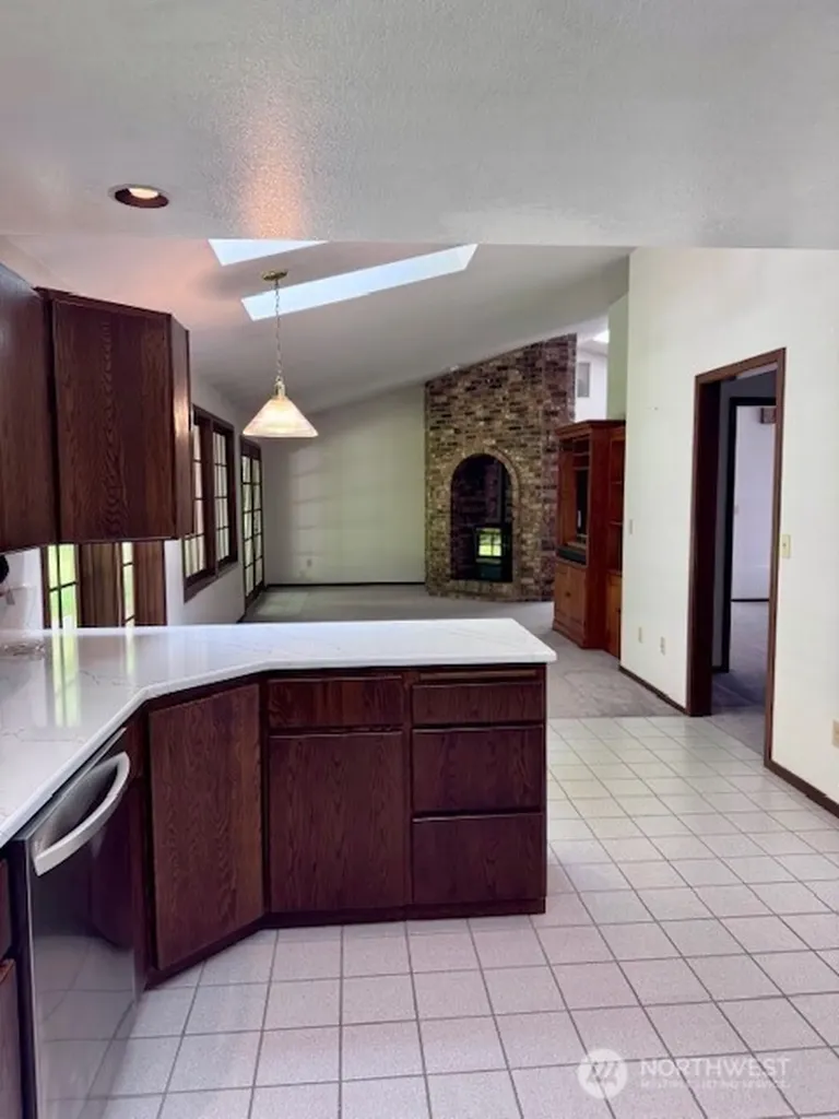 2102 Mark Street Olympia WA 98516
