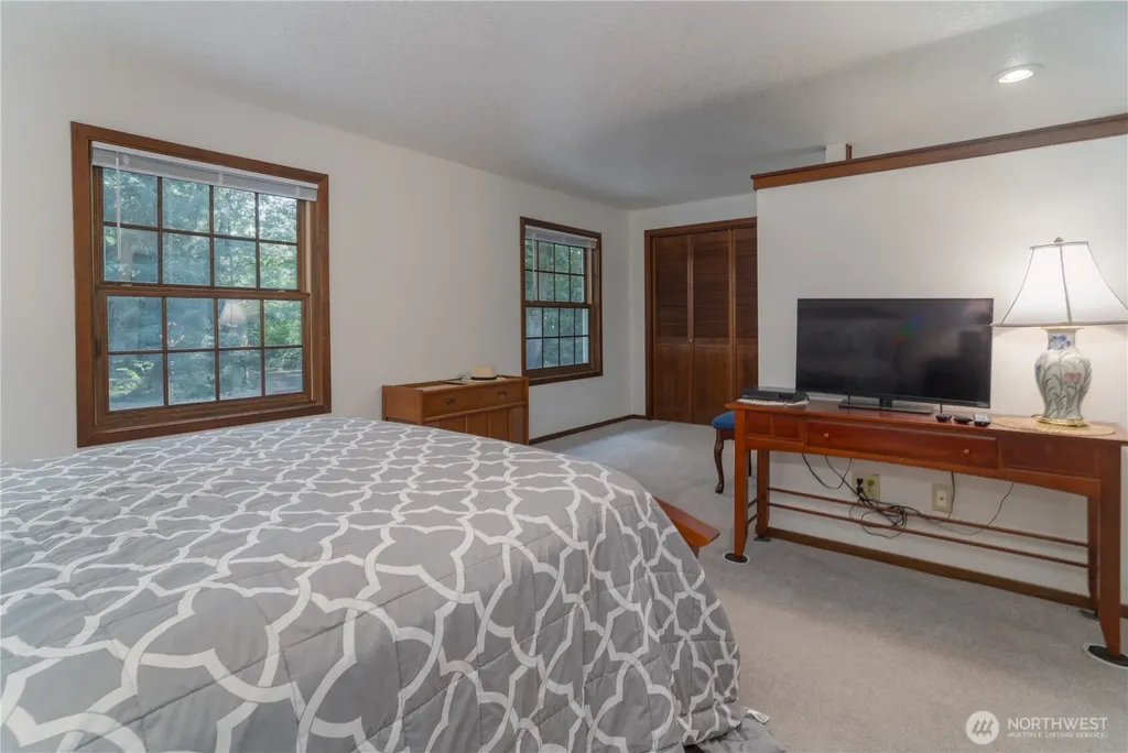 2102 Mark Street Olympia WA 98516