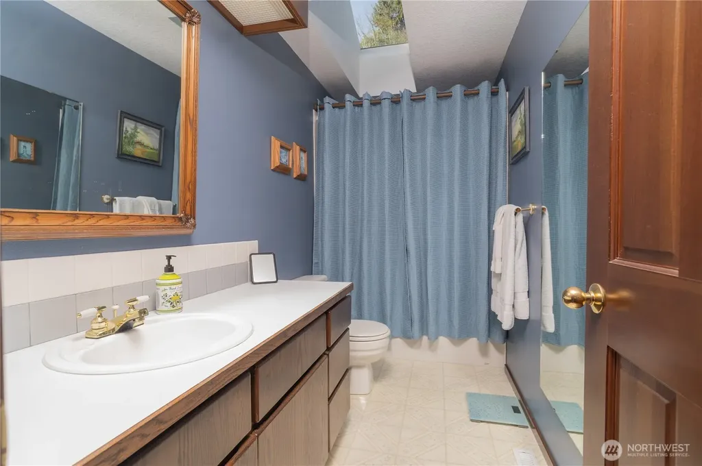 2102 Mark Street Olympia WA 98516