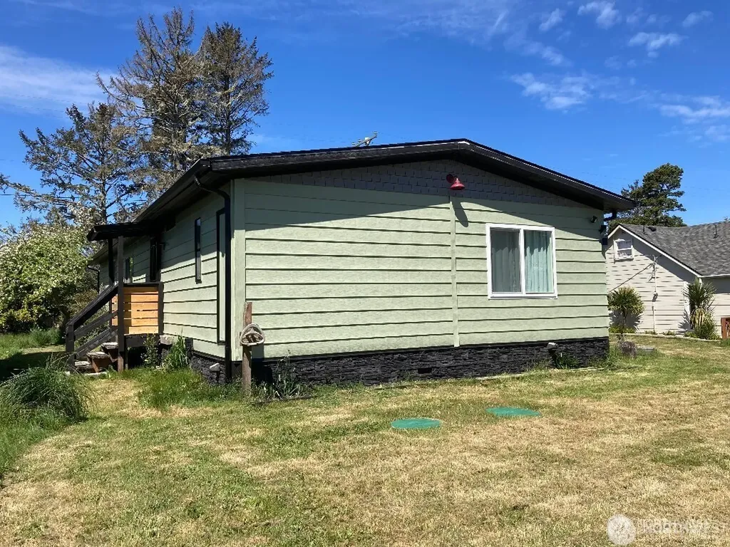 26506 Ridge Avenue Ocean Park WA 98640